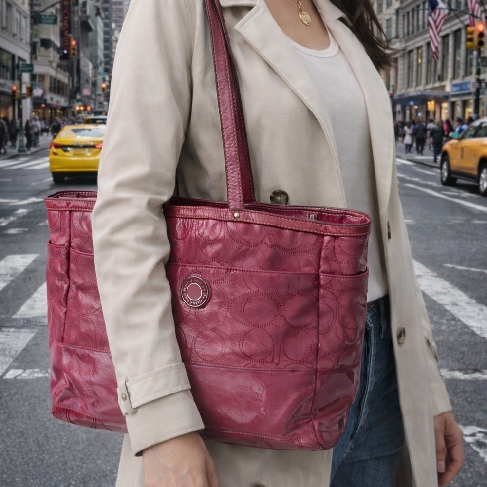Elegant Coach Pink Tote Bag